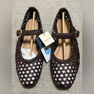 Universal Thread Dark Brown Woven Mary Jane Flats with Memory Foam Size 7.5 NWT